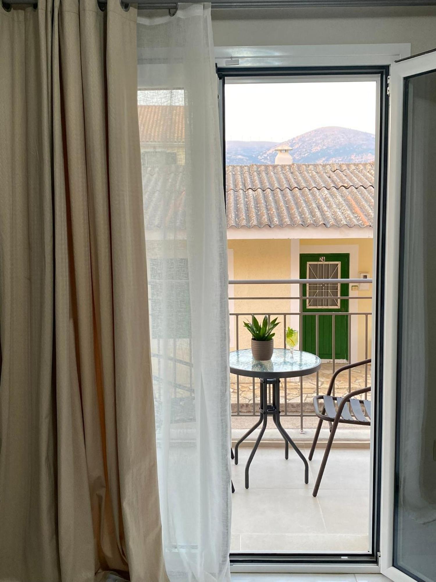 ארגוסטולי Arian Apartments מראה חיצוני תמונה